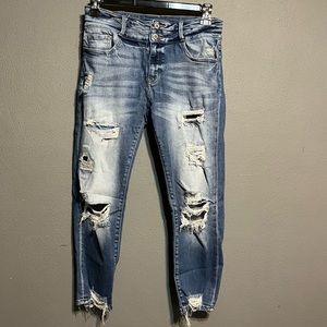 KanCan Signature Distressed Mid Rise Ankle Skinny Jenas